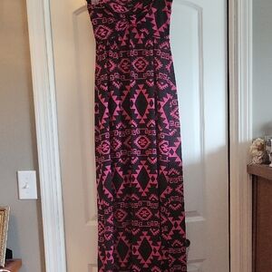 Pink and Black Geometric Strapless  Maxi Dress